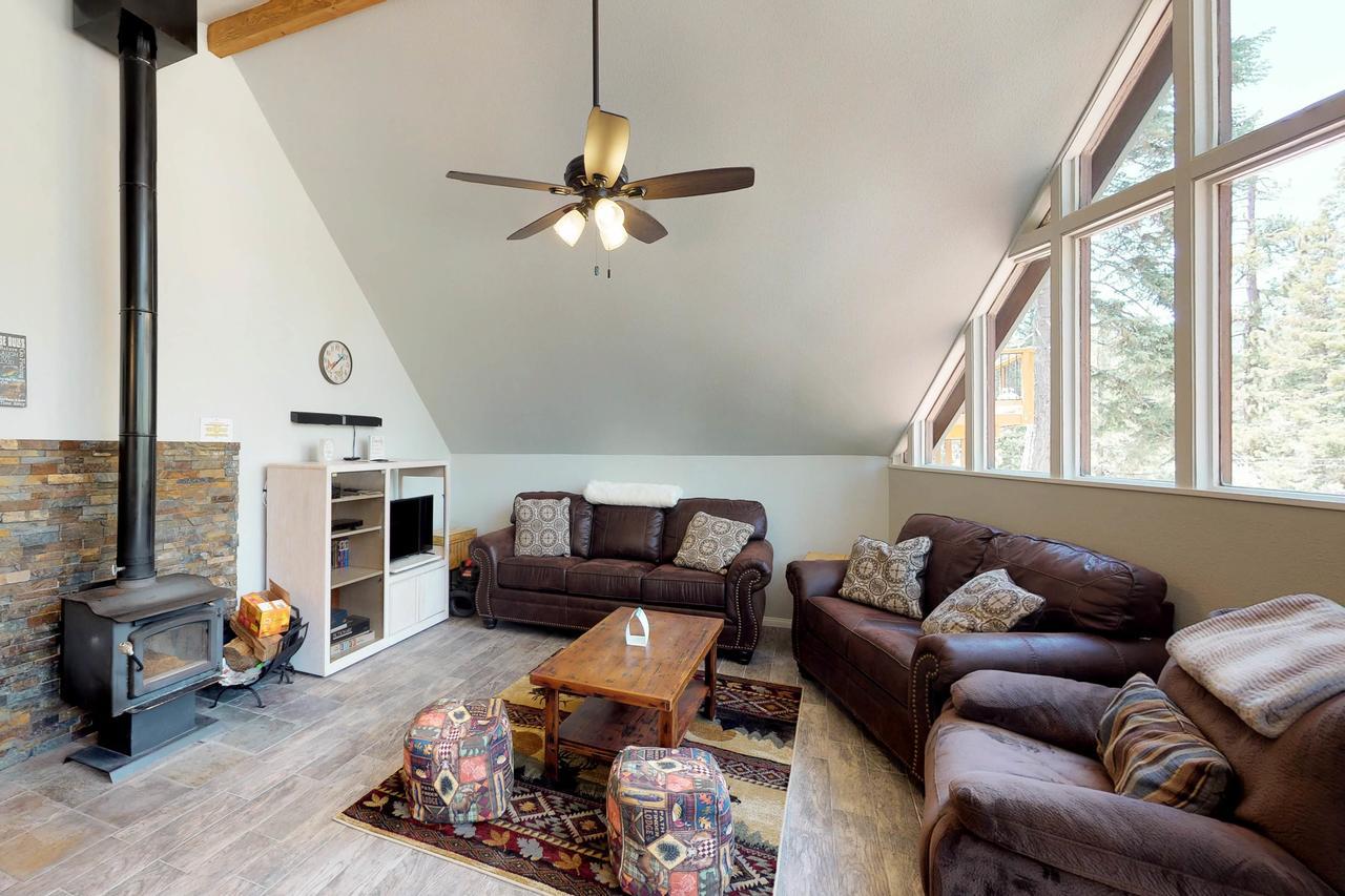 Castle Rock Cabin بيغ بير لاكي، سان بيرناردينو، كاليفورنيا المظهر الخارجي الصورة